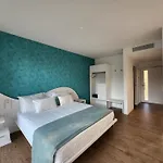 Elle Ecoholiday מאלצ'סינה