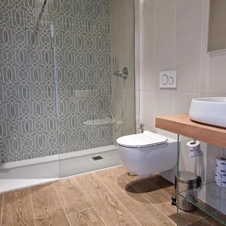 Elle Ecoholiday Bed & Breakfast 4*