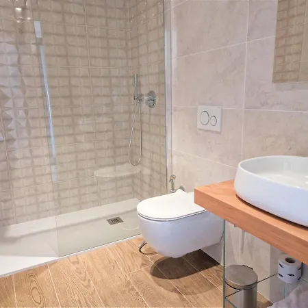 Panzió Elle Ecoholiday