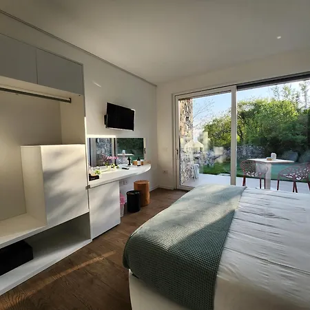 Elle Ecoholiday Bed & Breakfast Malcesine