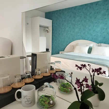 Elle Ecoholiday