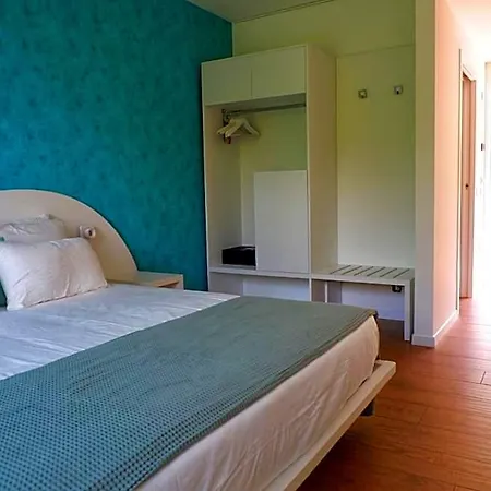 Elle Ecoholiday مالتشيزينيه