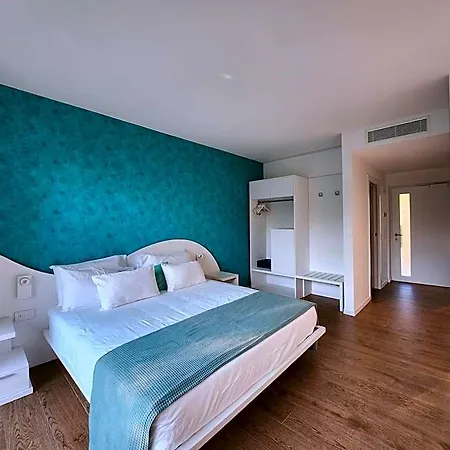 Elle Ecoholiday 4*