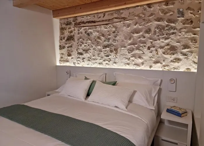 Elle Ecoholiday Мальчезине