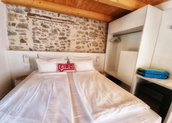 Elle Ecoholiday Bed & Breakfast 4*