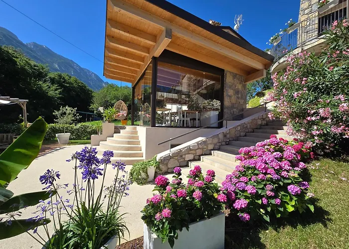 Elle Ecoholiday 4* Malcesine