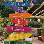 Elle Ecoholiday